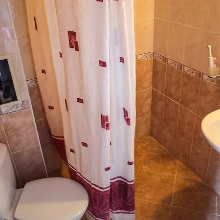 Apartman Уютная Квартира С Двумя Спальнями Napospart
