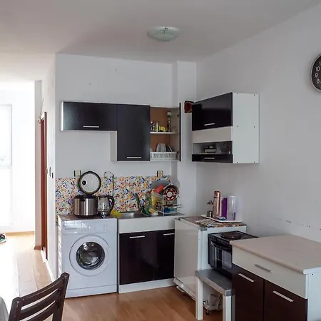 Уютная Квартира С Двумя Спальнями Apartamento *